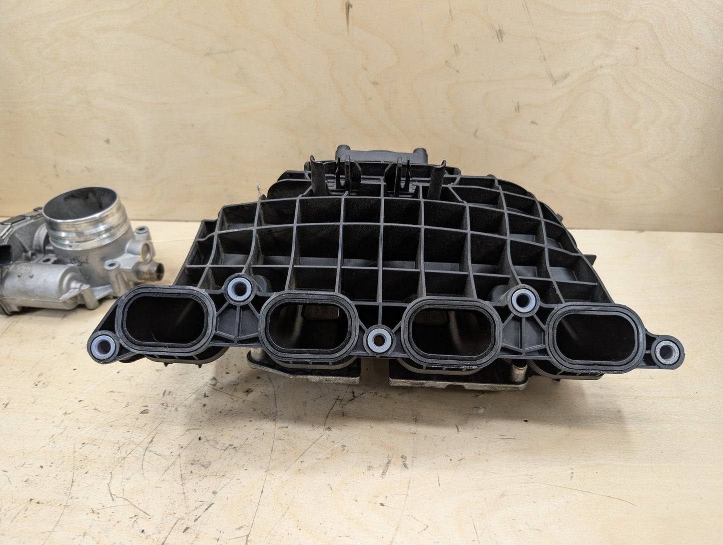 2012-2018 BMW 328i F30- Engine Motor Intake Manifold W/ Throttle Body & Sensor PN: 7588126