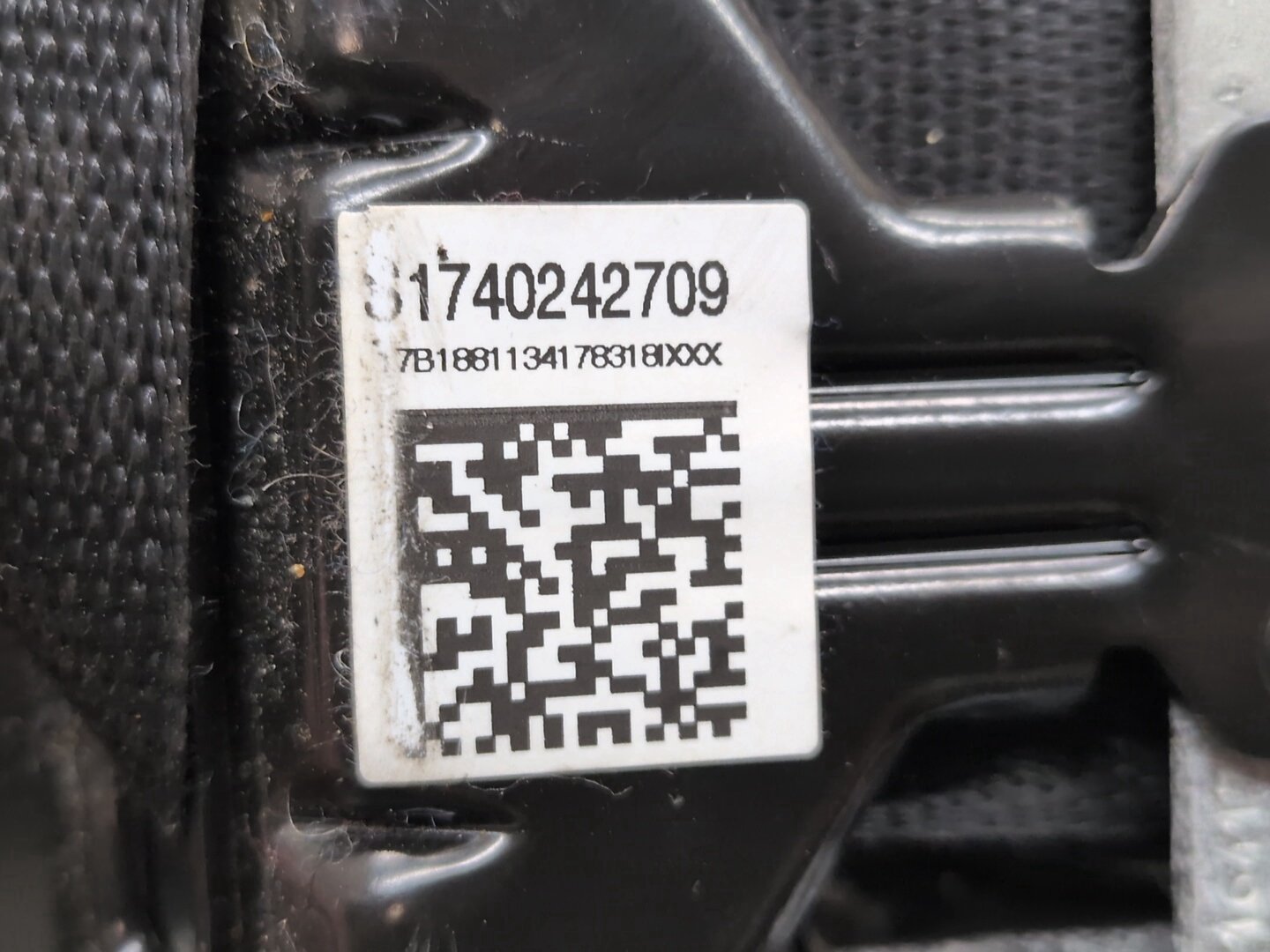 16-22 OEM BMW G11 G12 740 750 M760 Front Left Driver Seat Belt Retractor Black