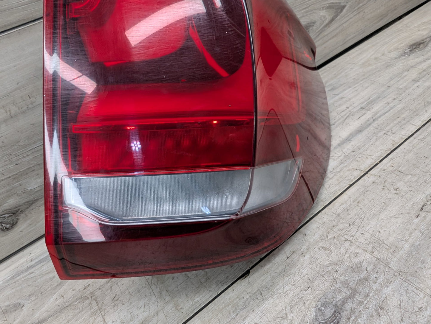 14-18 BMW OEM F15 F85 X5 X5M Rear Right Passenger Side Outer Stop Tail Light