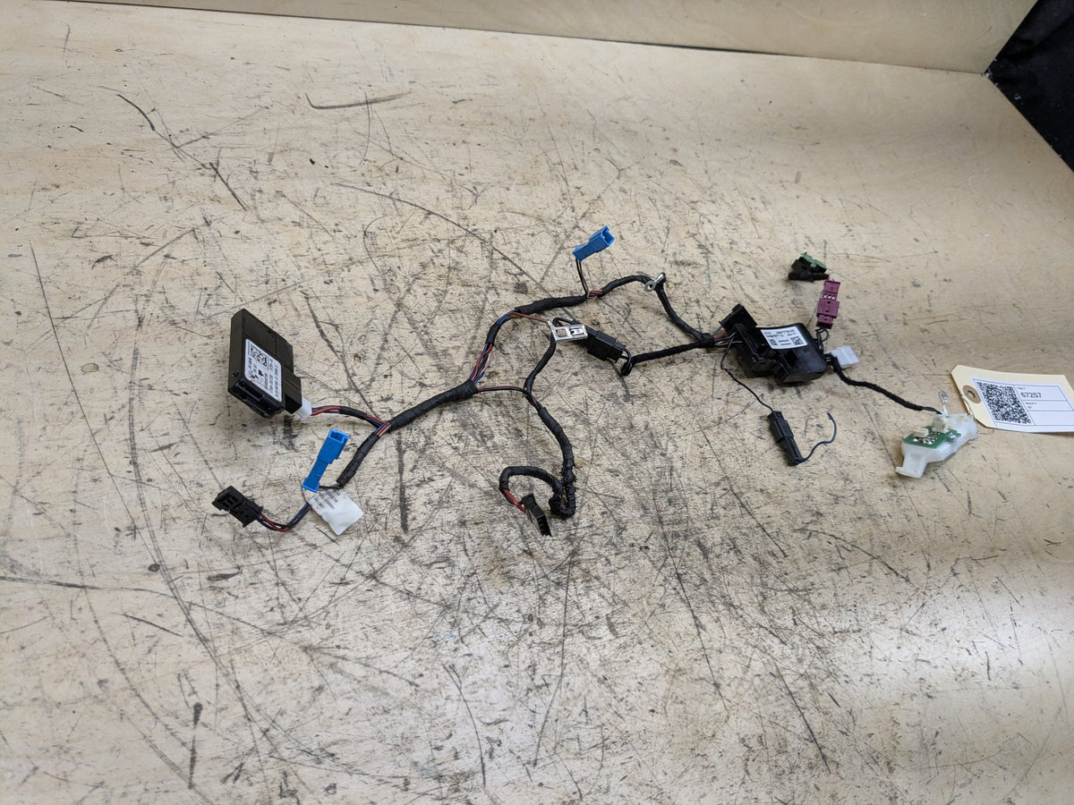 2018-2023 BMW M550i G30 Steering Wheel Vibration Generator Motor 6881866 OEM