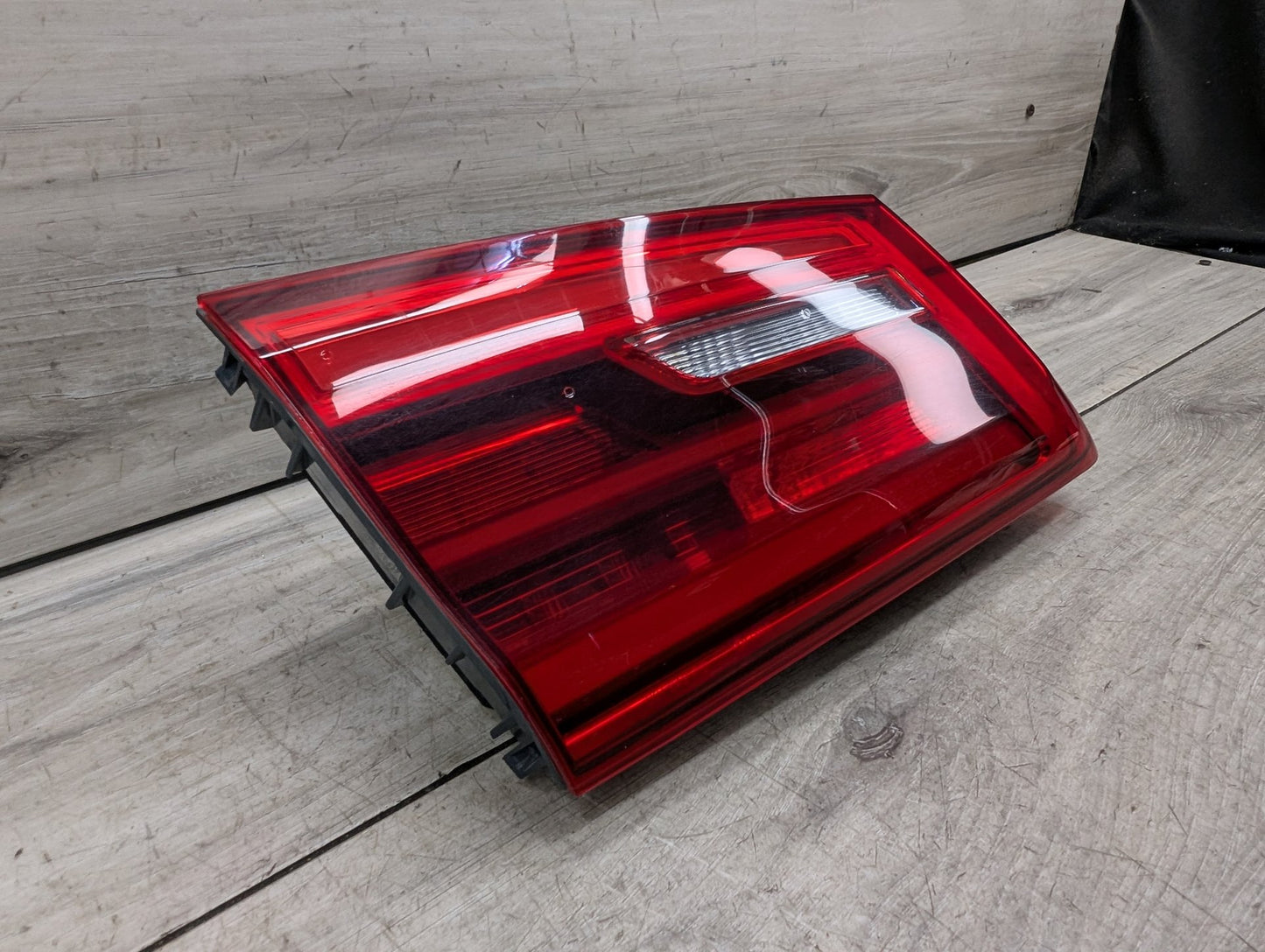 17-20 OEM BMW F90 G30 530 540 M550 M5 Rear Left Driver Inner Trunk Tail Light