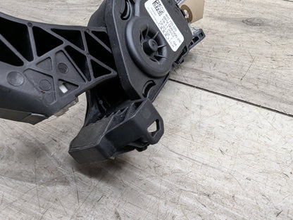 2008 - 2017 Audi S5 8T Gas Accelarator Pedal 4H1723523