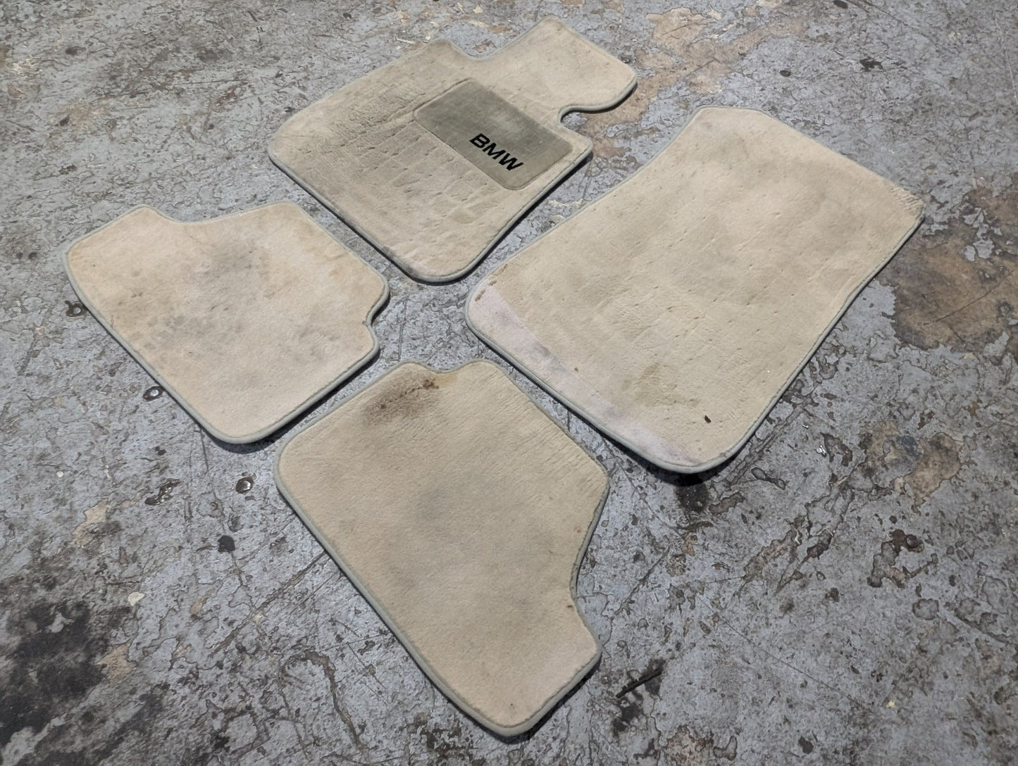 2007-2013 BMW 335i E93 Front Rear Left Right Mat Carpet Floor Mats SET 0429943