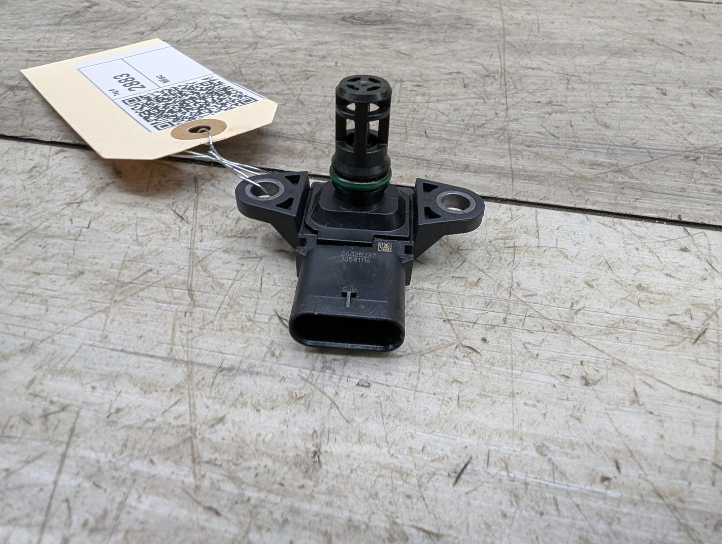 2014 - 2018 BMW X5 F15 Manifold Absolute Pressure (MAP) Sensor 7599042 N63B44O1