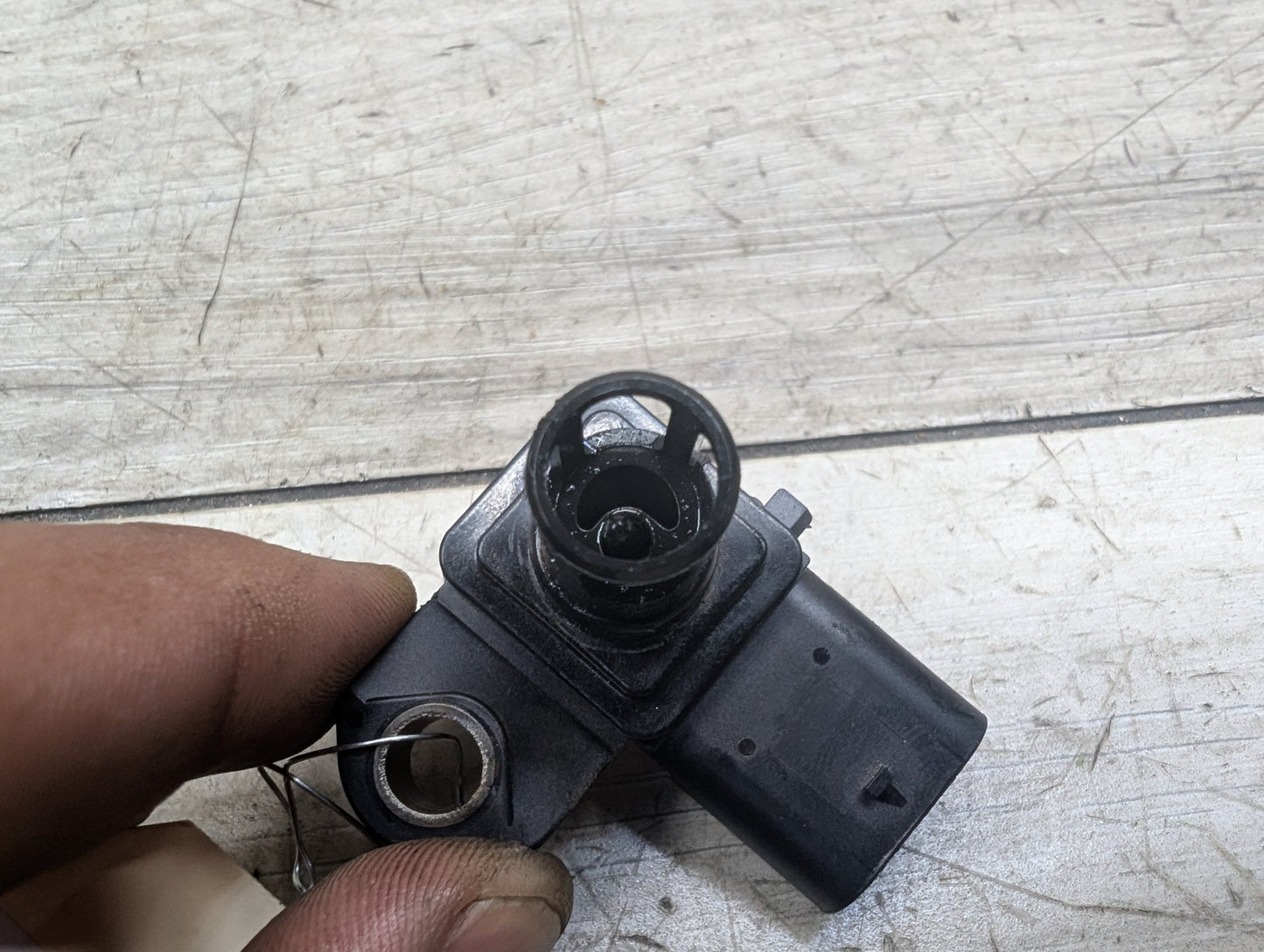 2018 - 2024 BMW X3 G01 Manifold Absolute Pressure (MAP) Sensor 8637900