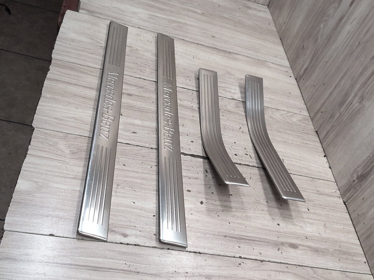 2009-2012 Mercedes-Benz E550 W212 Front Rear Left Right Scuff Plate Door Sill SET A2126861136 OEM