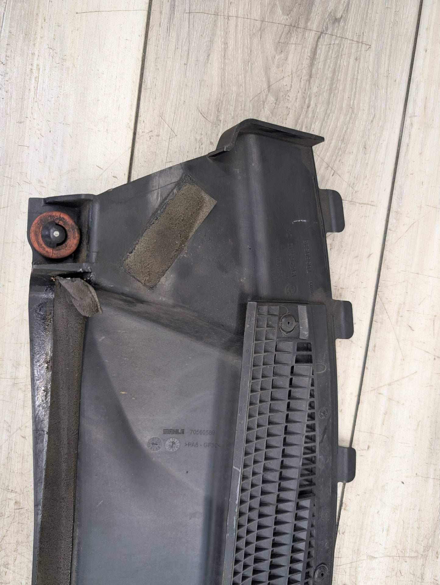2015 - 2016 BMW X6 F86 Radiator Support Upper Cover Panel 7637050 S63B44T2