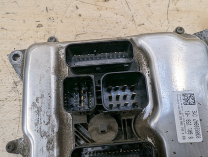 2012-2018 BMW F30 328i N20B20O0 Engine Motor ECU DME Computer Module 8601158