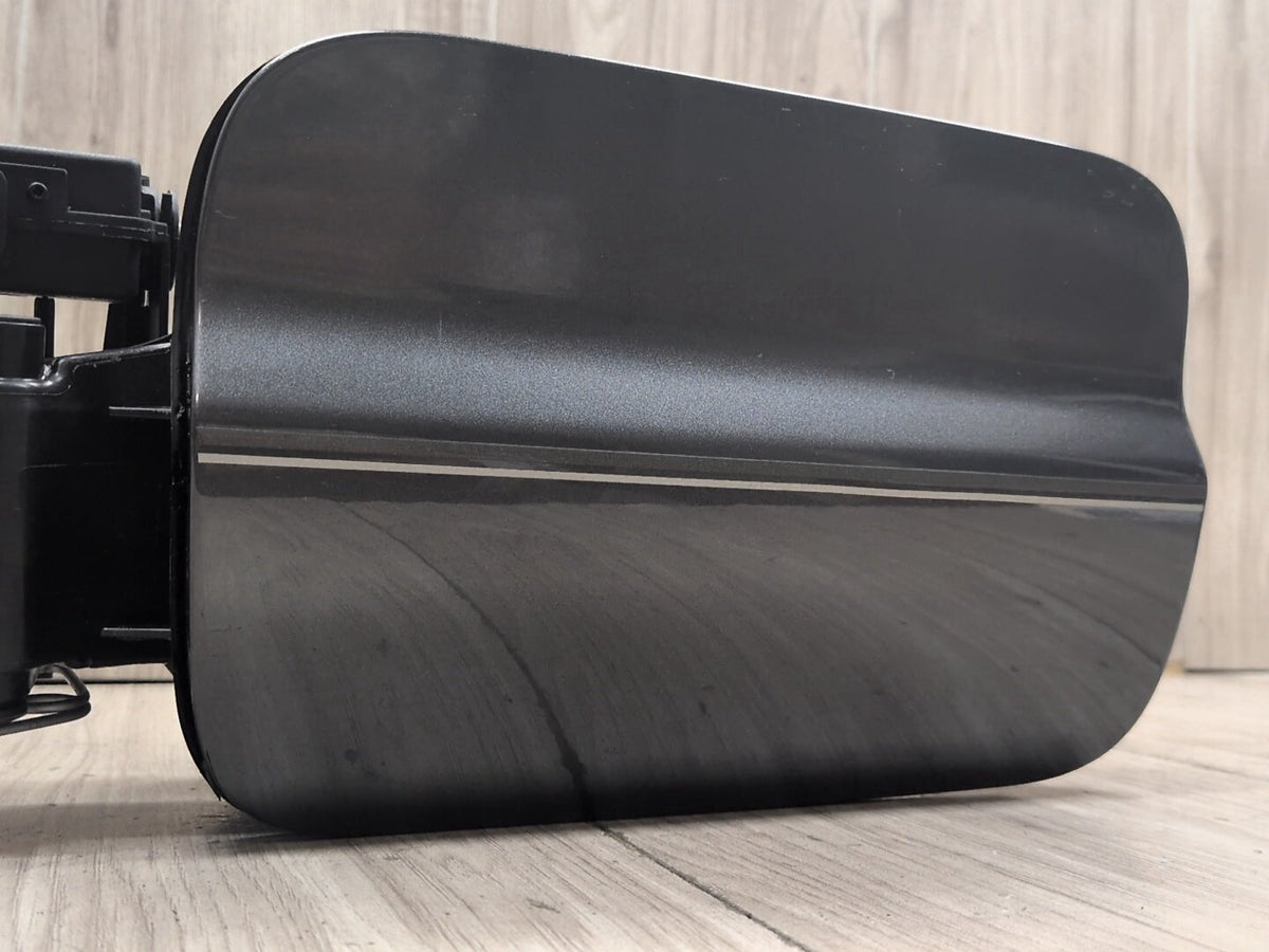 14-20 OEM BMW F32 F36 F82 M4 428 430 435 440 Gas Fuel Tank Filler Assembly