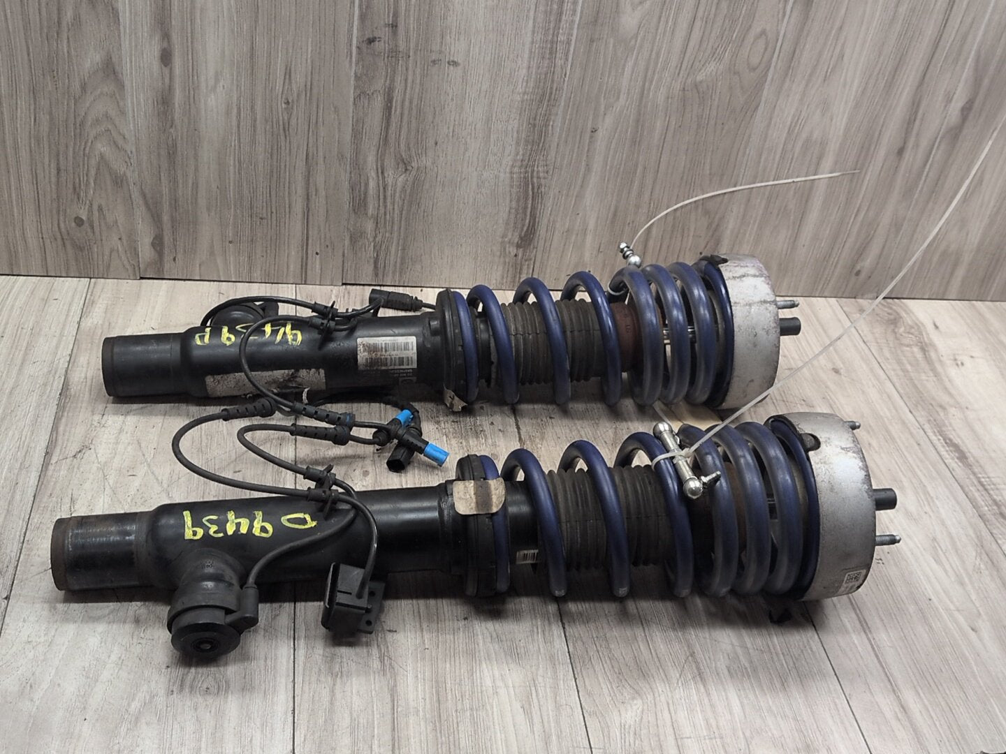 2014 - 2018 BMW X5 F85 Front Left Right Spring Strut Shock Absorbers SET 7849894 S63B44T2
