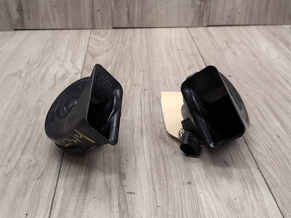 2011 - 2017 BMW X3 F25 Alarm Horns SET 7217702 N20B20O0