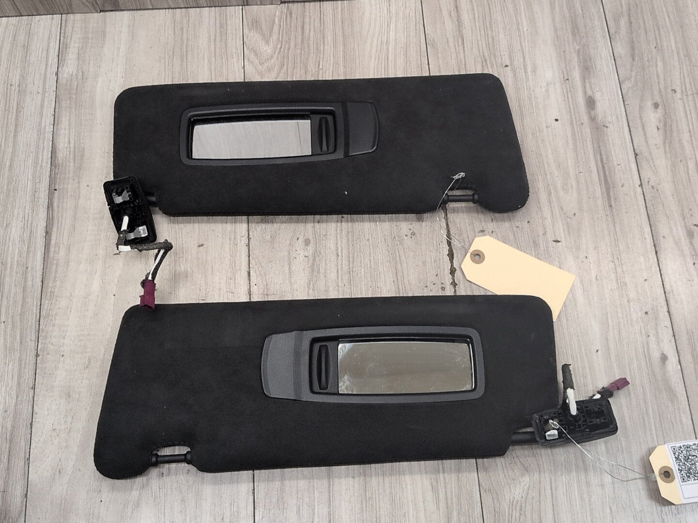2015 - 2019 BMW X6 F86 Front Left Right Sun Visor SET 8061383 S63B44T2