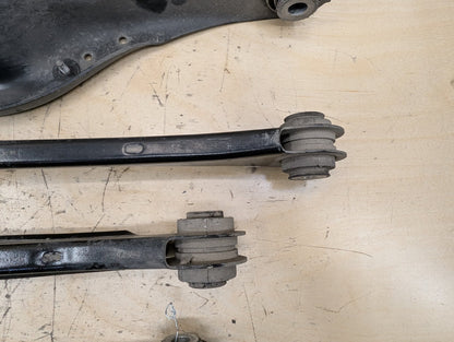 2012-2018 BMW 320i F30 Rear Right Passenger Control Arms SET 6792540
