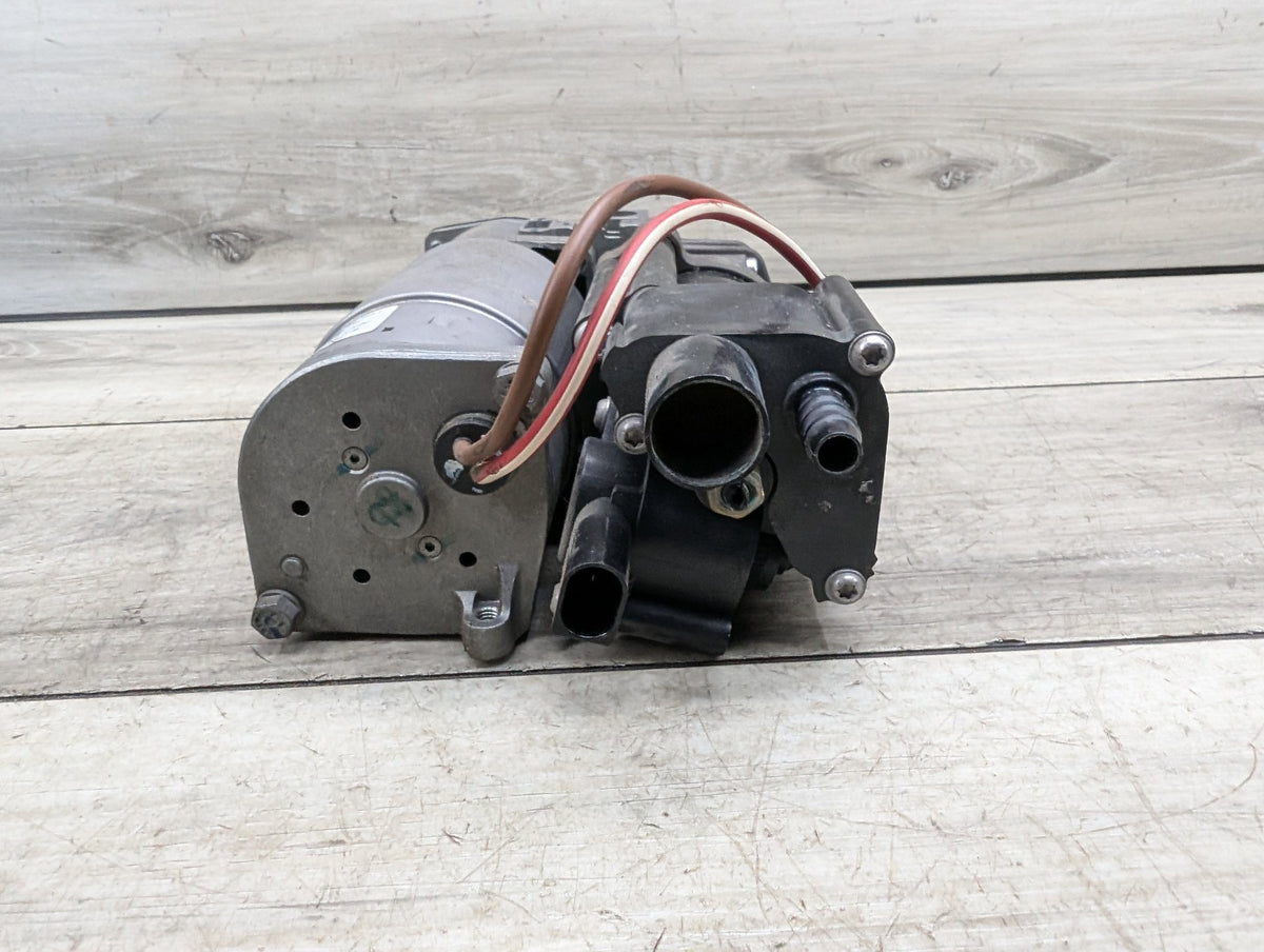 09-15 OEM BMW F01 F02 740 750 760 B7 Rear Air Suspension Compressor Pump Motor