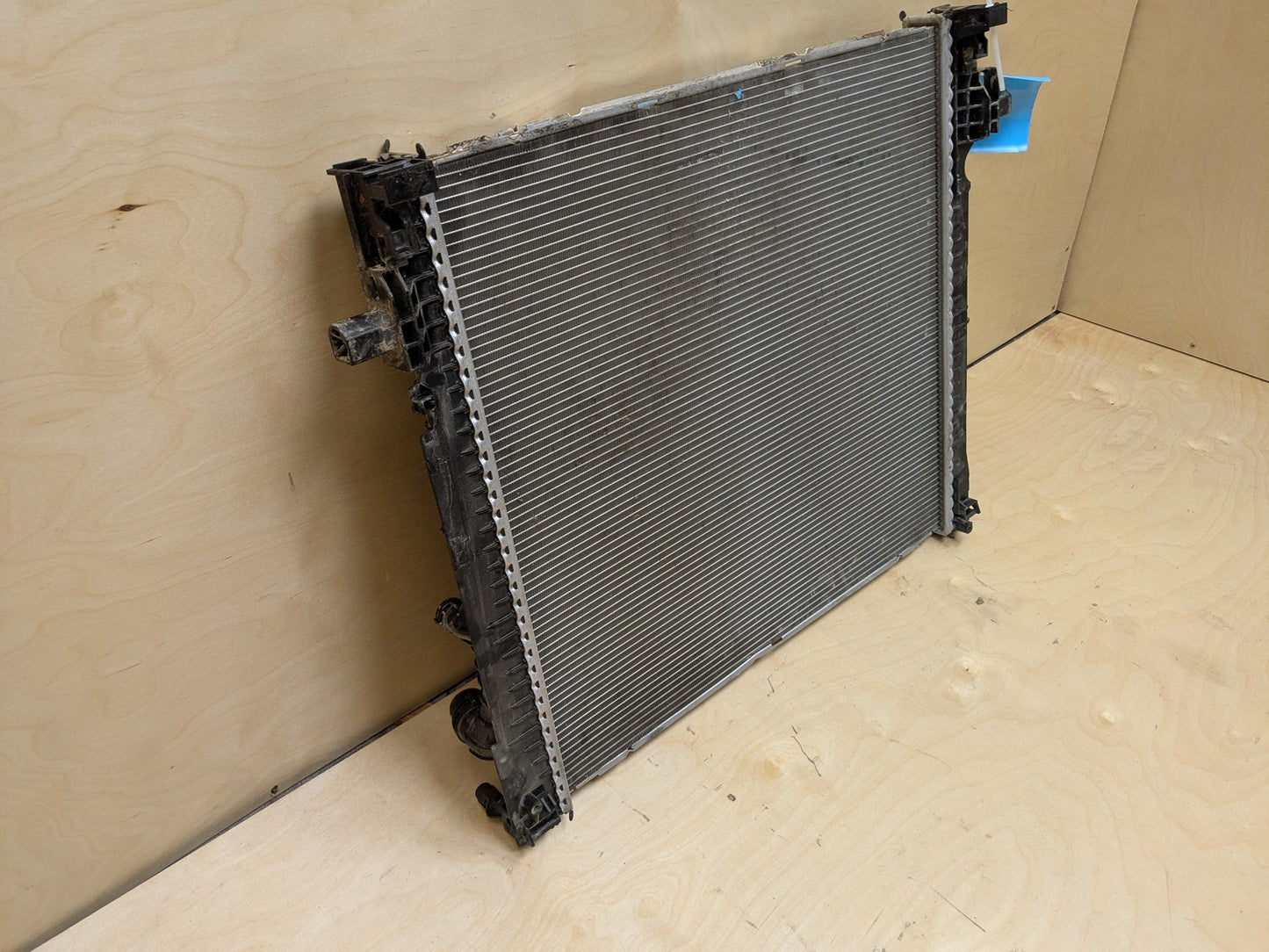 2018 - 2024 BMW X3 G01 Cooling Radiator 8642743 B46B20O1