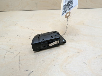 OEM BMW F10 F13 F02 F30 F32 F80 F82 F85 M3 M4 M6 Cooling Fan Relay Control 130A