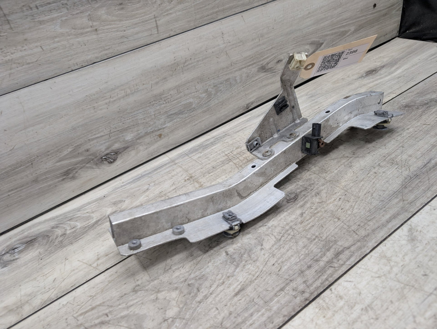 14-19 OEM BMW F15 F16 F85 F86 X5 X6 Left Driver Headlight Mount Support Bracket