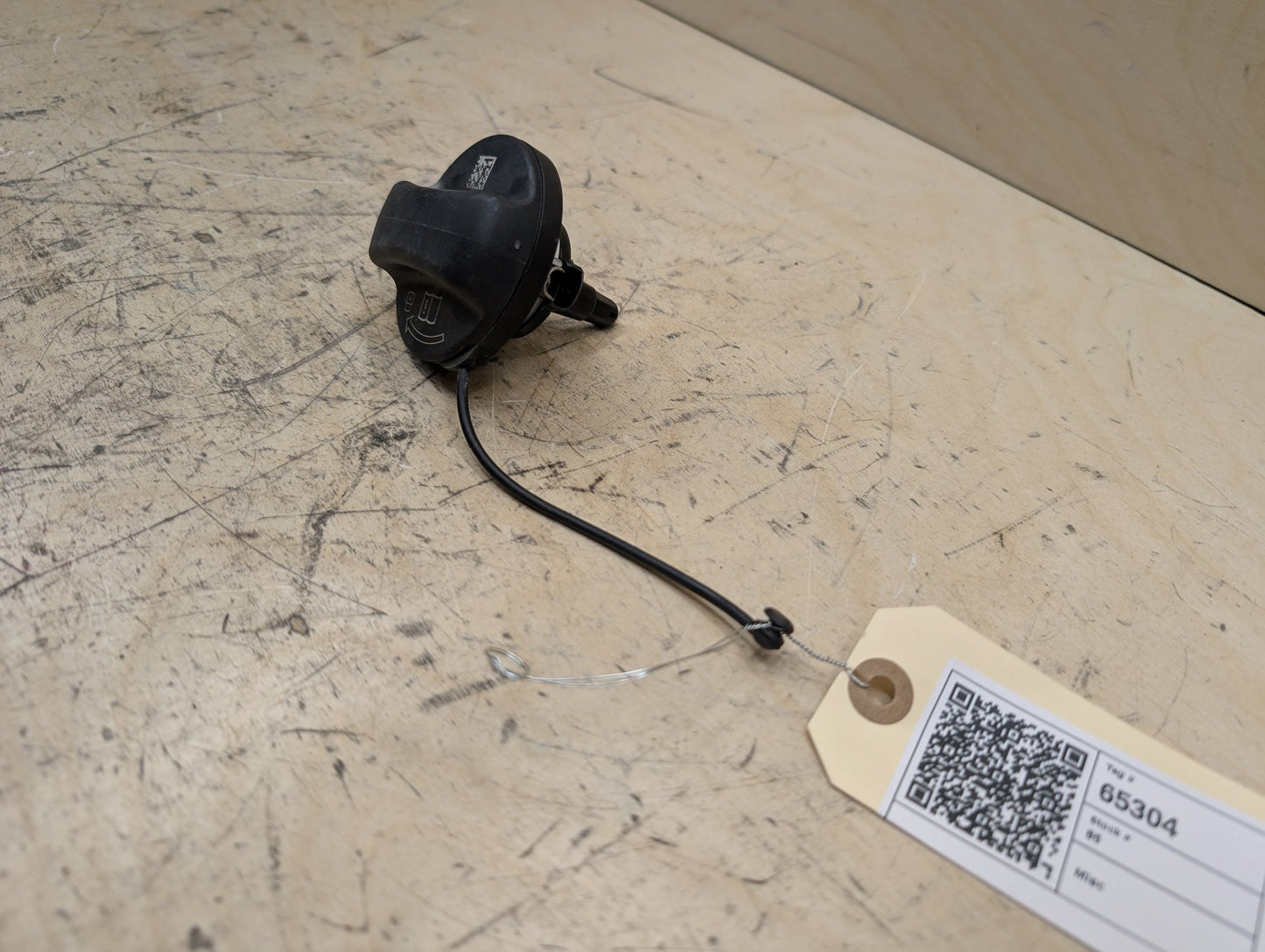 OEM BMW F15 F30 F80 G12 G20 G30 M3 M5 X1 X3 X5 Gas Tank Filler Neck Cap Cover