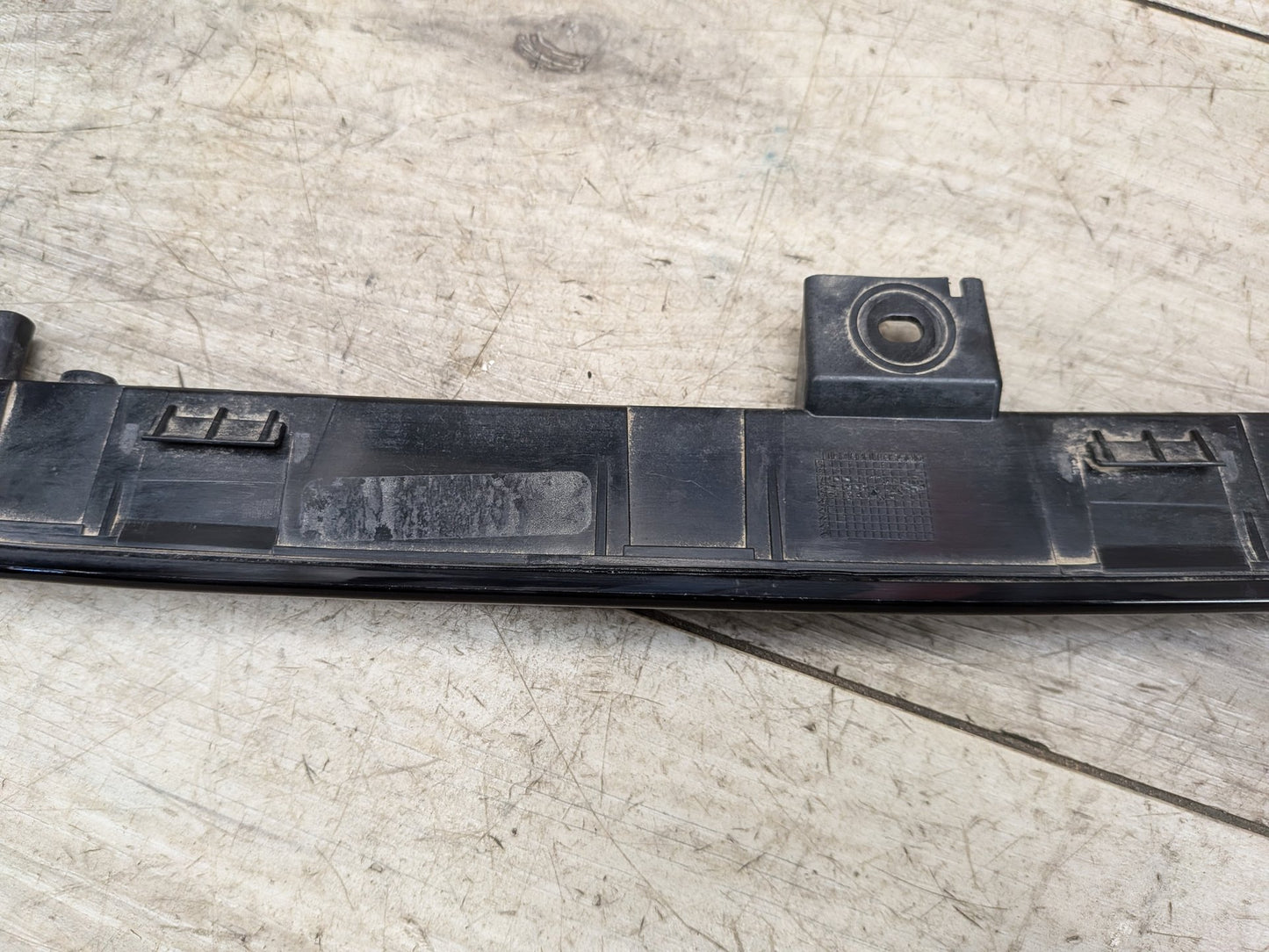 2018 - 2024 BMW X3 G01 Upper Liftgate Trunk Lid 3rd Brake Light 7426511 B46B20O1