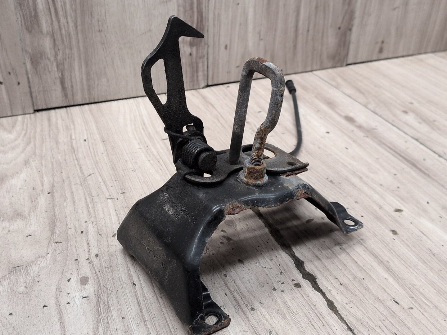 OEM BMW F15 F16 F85 F86 X5 X6 X5M Left Right Hood Hardware Safety Latch Hook SET