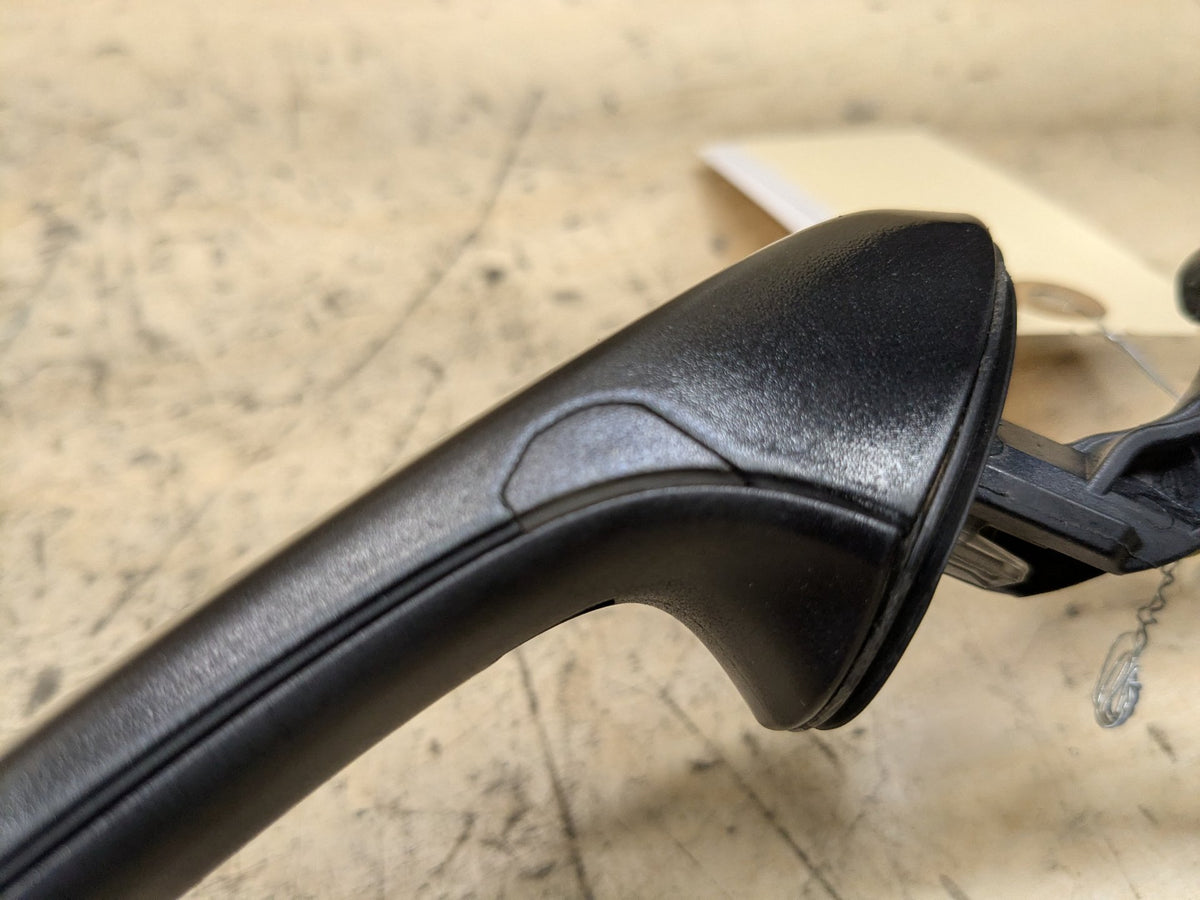 2018-2023 BMW M550i G30 Front or Rear Right Passenger Exterior Door Handle w/ Comfort Access 8492204 OEM