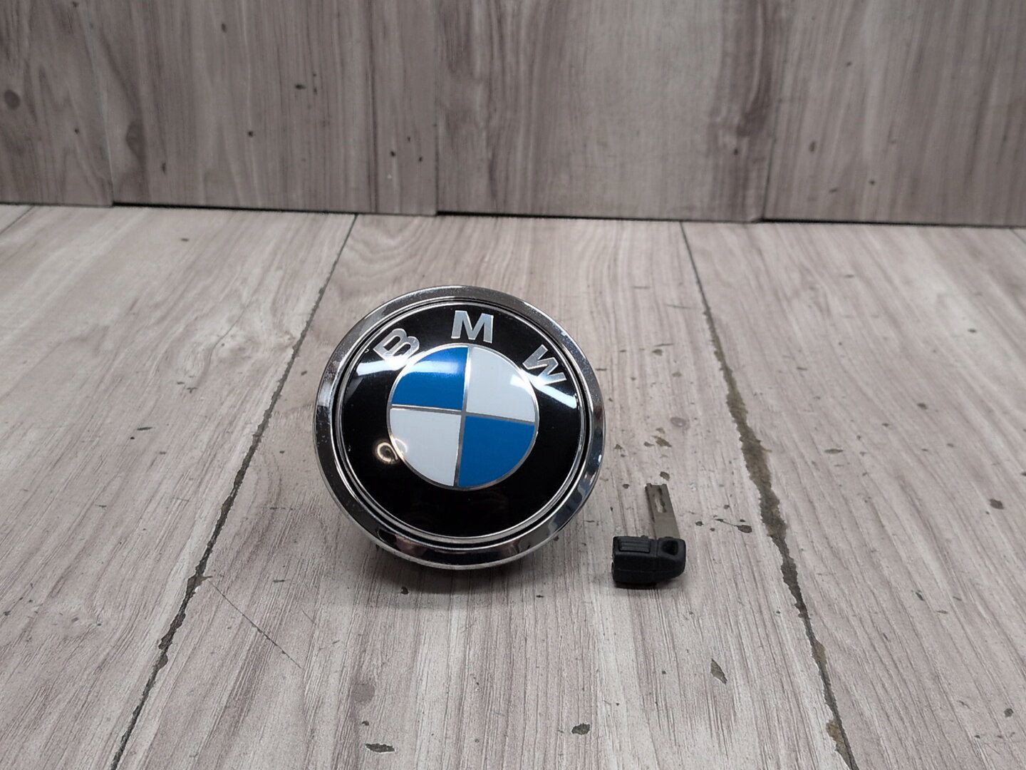 2004-2010 BMW M6 E64 Liftgate Trunk Lid Lock Unlock Switch 7061327 OEM