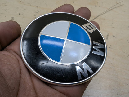 2012-2018 BMW 328i F30 Front Bumper Emblem Badge Symbol Logo 7288752