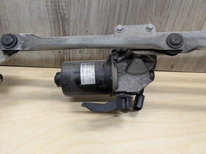 2009-2011 Mercedes-Benz SLK-Class R171 Wiper Motor Assembly A1718202242 OEM