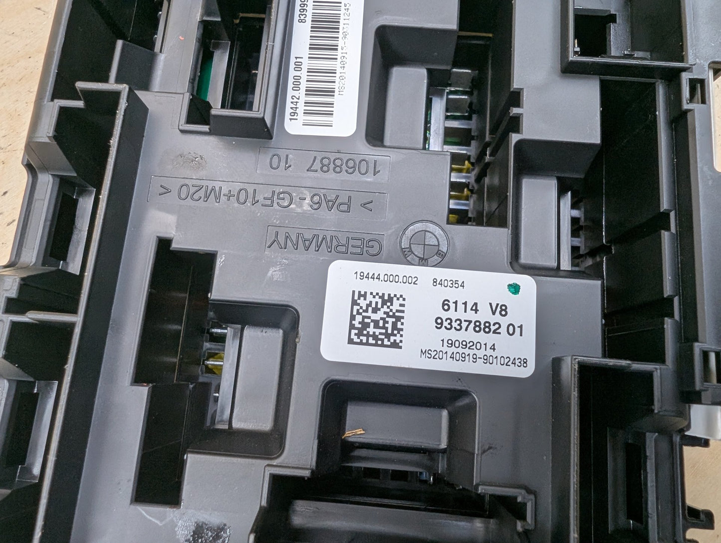 2012-2018 BMW 335i F30 Rear Power Distribution Fuse Box 9337882