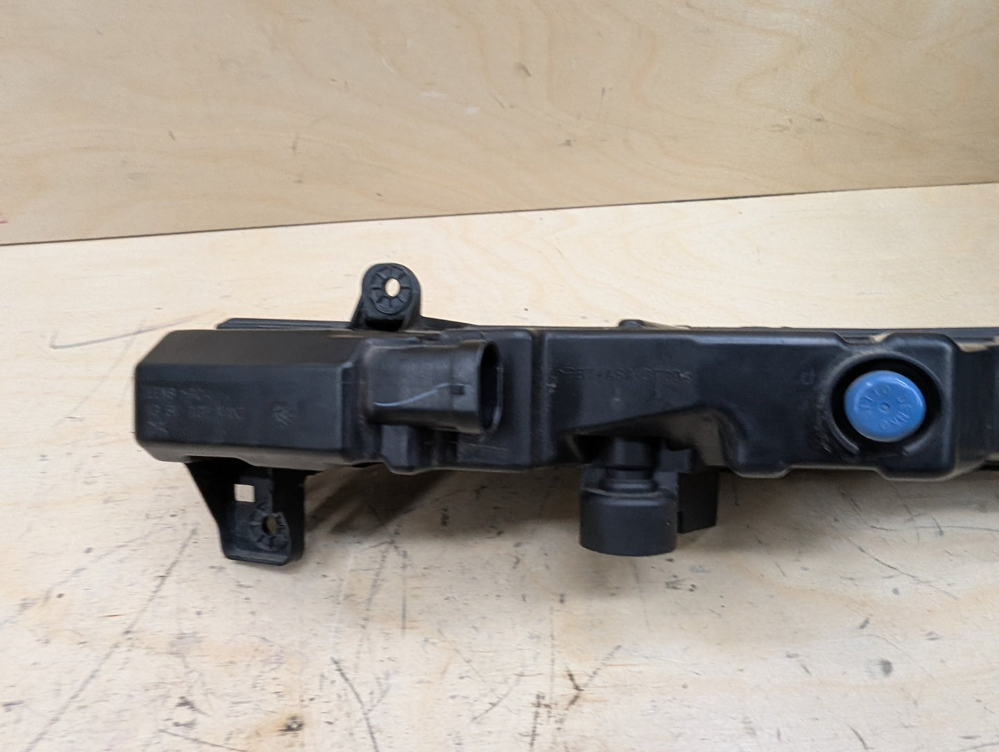 16-19 OEM BMW F90 M5 G12 750 G30 M550 Transmission Oil Cooler Line Inlet Outlet
