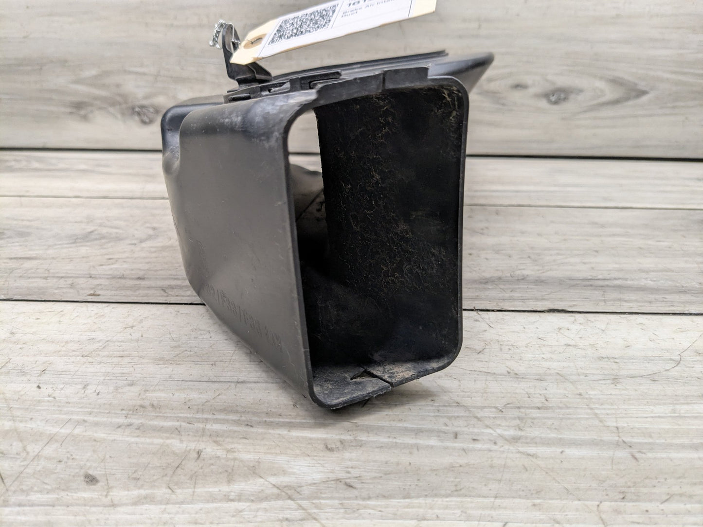 2014 - 2020 BMW 440i F36 Right Passenger Brake Air Duct 7432628 B58B30M0