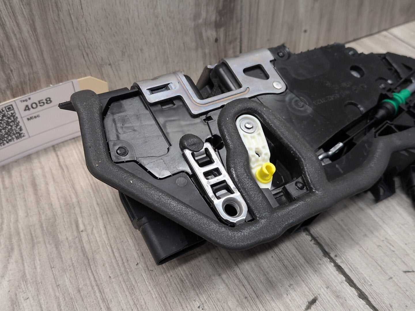 OEM BMW G20 G26 G42 G80 G87 M2 M3 Front Right Passenger Door Lock Latch Actuator