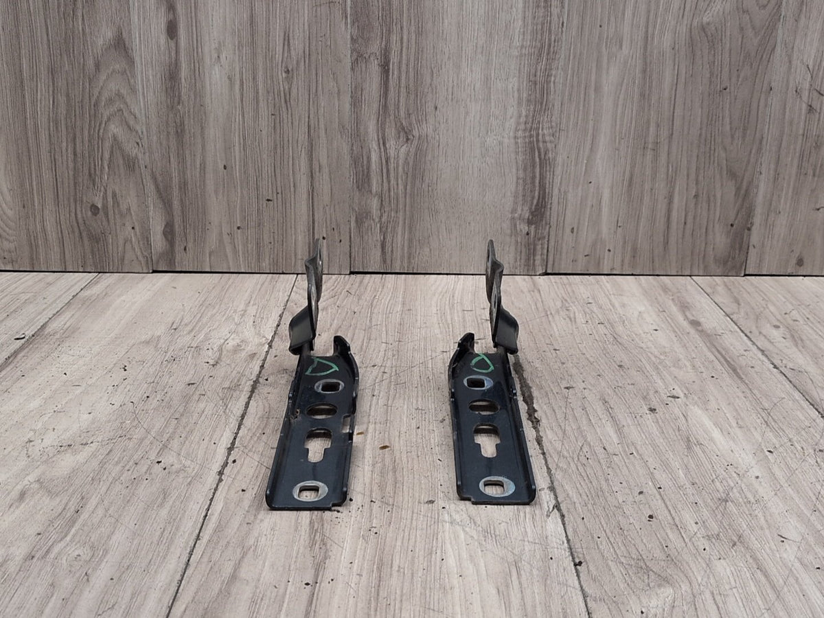 2015-2018 Audi Q3 8U Hood Bonnet Hinges SET 8U0823301 OEM