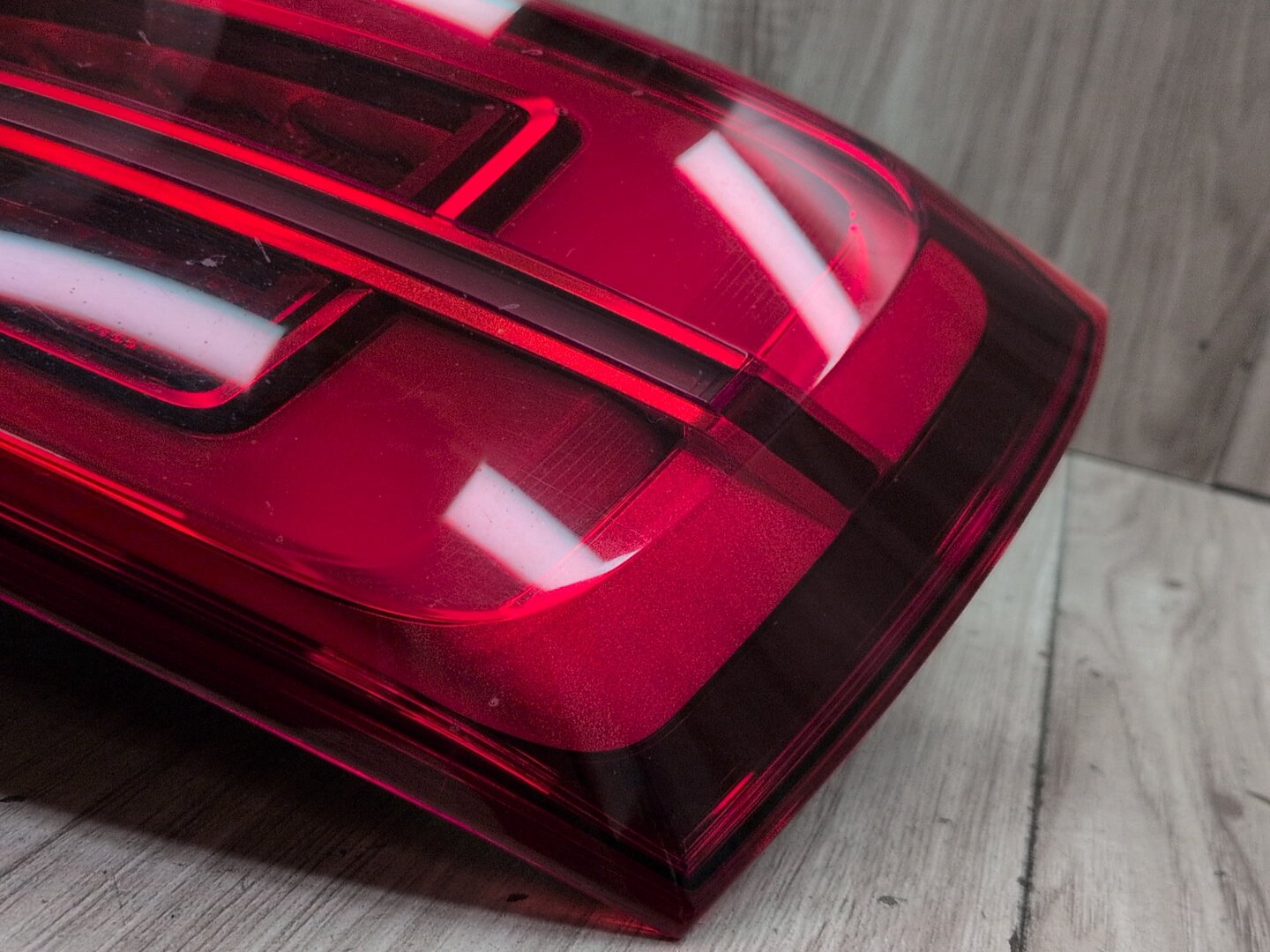 2015-2018 Audi Q3 8U Rear Right Passenger Outer Tail Light 8U0945094AB