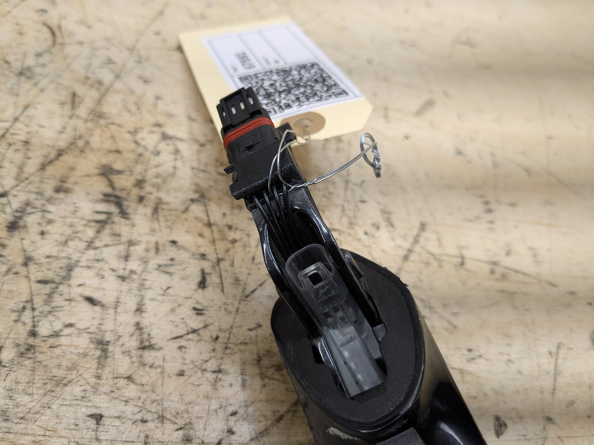 2016-2019 BMW 750i G12 Front Left Driver Exterior Door Handle 7411051 OEM