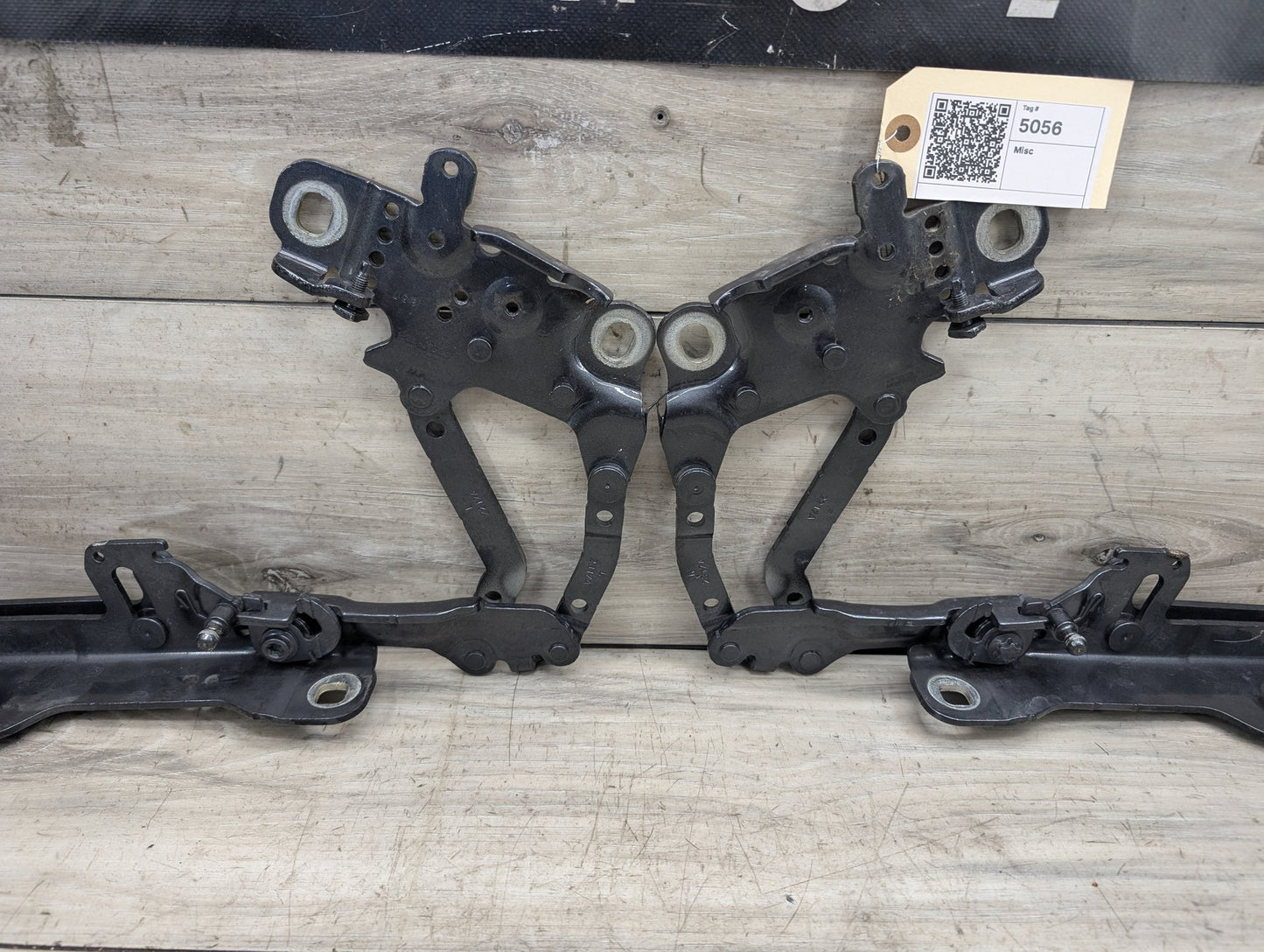 OEM BMW F22 F23 F30 F32 F33 F36 F80 F82 F83 F87 Left Right Side Hood Hinges PAIR