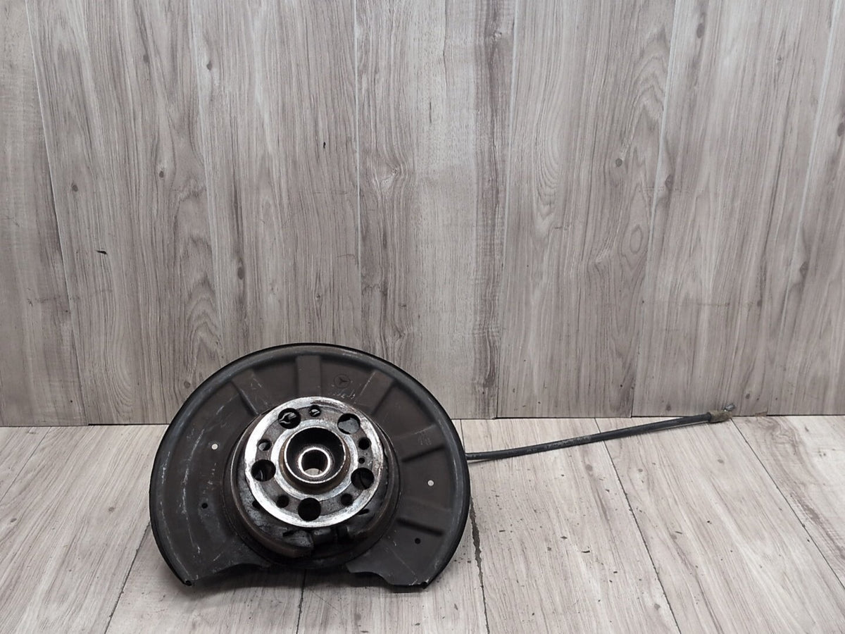 2009-2012 Mercedes-Benz E550 W212 Rear Left Driver Spindle Knuckle A2123502108