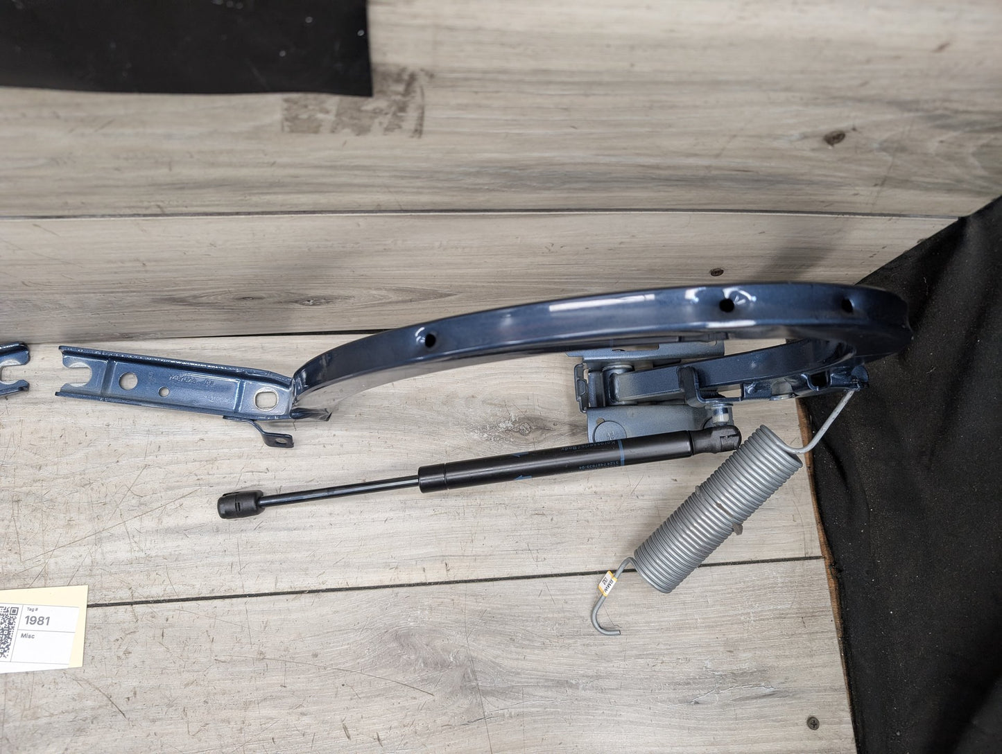 2021 - 2026 BMW 430i G22 Rear Left Right Liftgate Trunk Lid Strut Shock Supports SET 7487623 B46B20O1