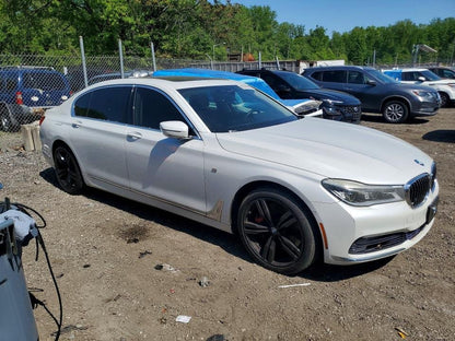 2016 BMW 750i G12