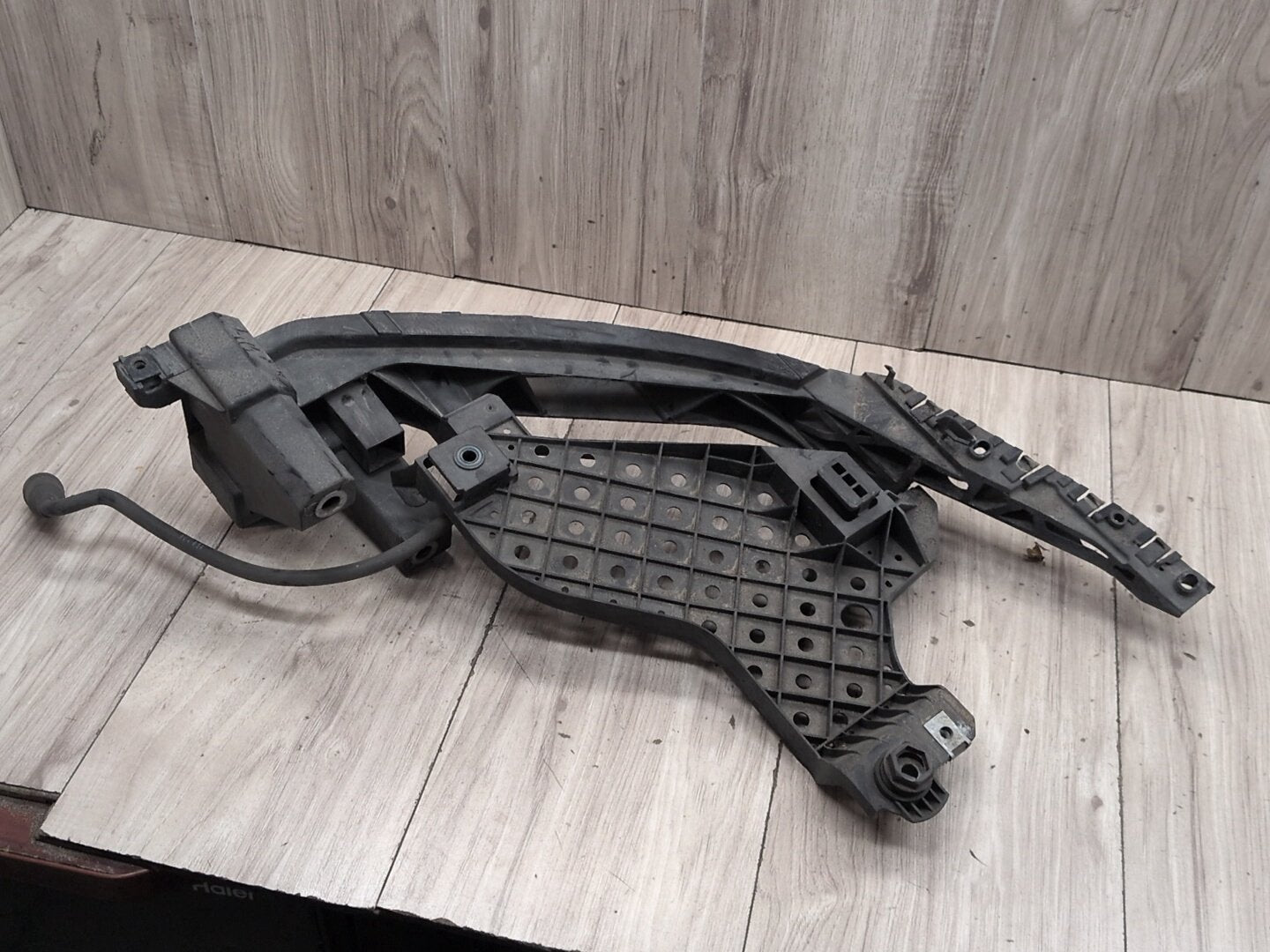 2015-2018 Audi Q3 8U Right Passenger Headlight Bracket 8U0805608A