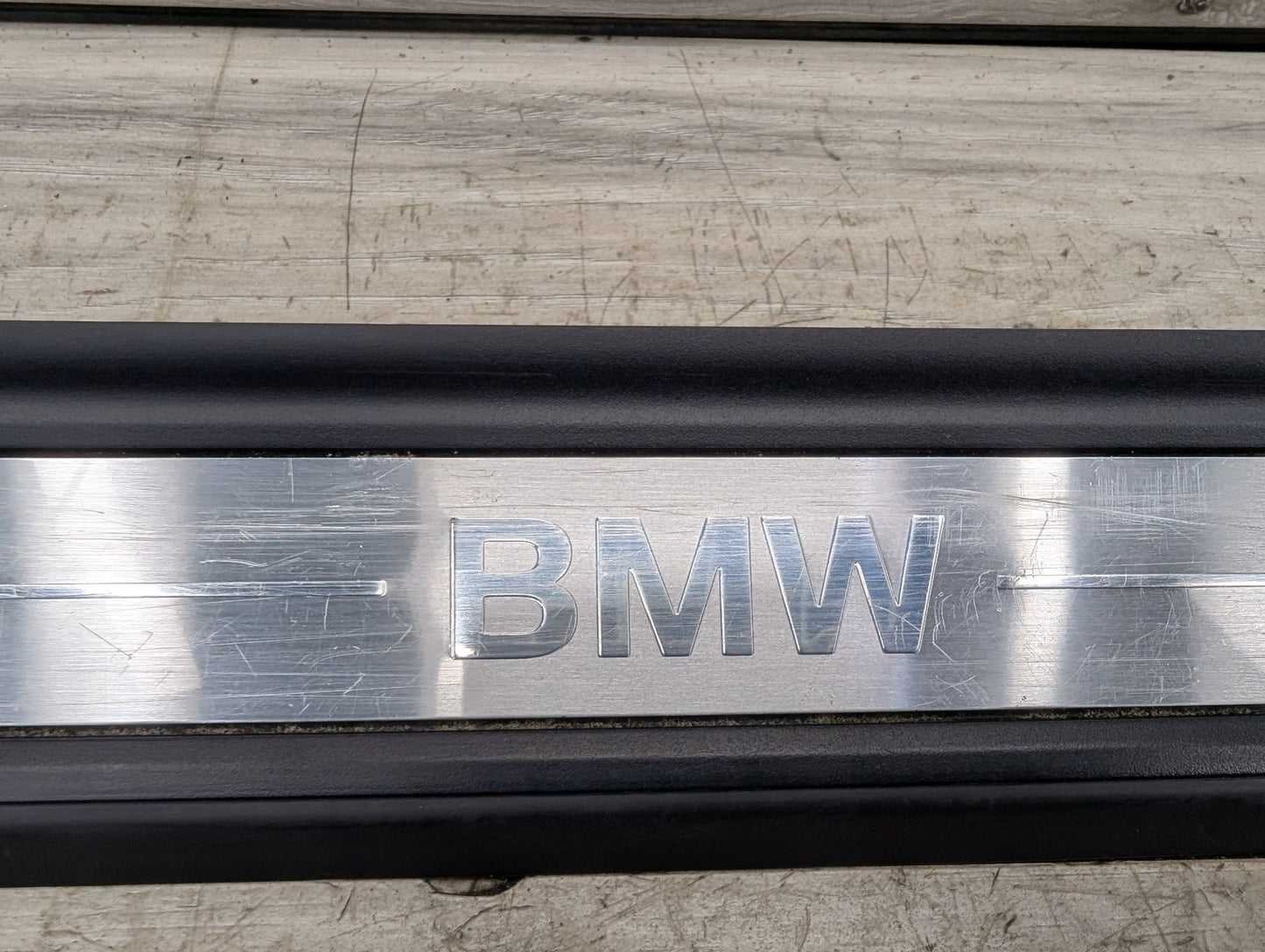 2019 - 2026 BMW 330i G20 Front Left Right Scuff Plate Door Sill SET 7407377 B46B20O1