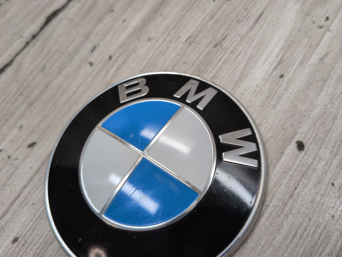 OEM BMW E85 F06 F10 F12 F13 Hood Trunk Emblem Badge Symbol Logo D=82 MM 7057794