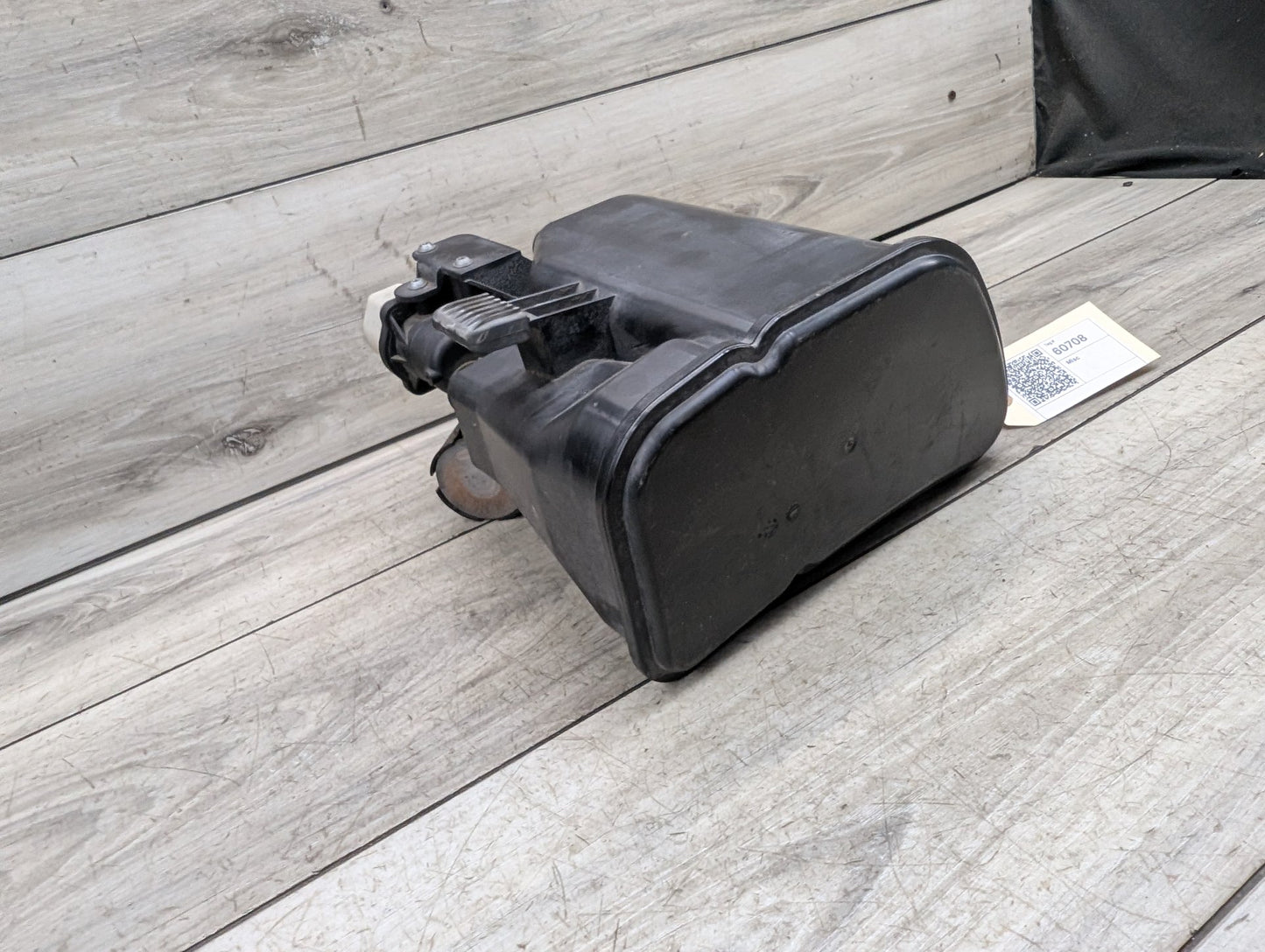 2011-2016 BMW 535i F10 Fuel Vapor Charcoal Canister 7245541