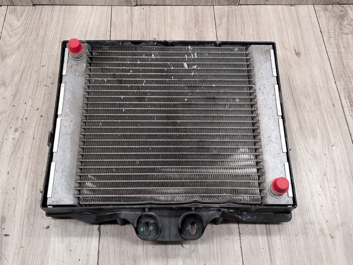 2012-2018 BMW M6 F06 Left Driver Secondary Auxiliary Radiator 2284277