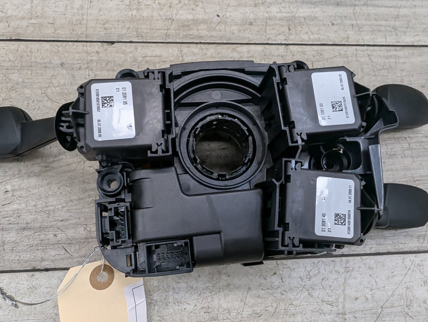 08-13 OEM BMW E82 E88 128 135 Steering Angle Sensor Clock Spring