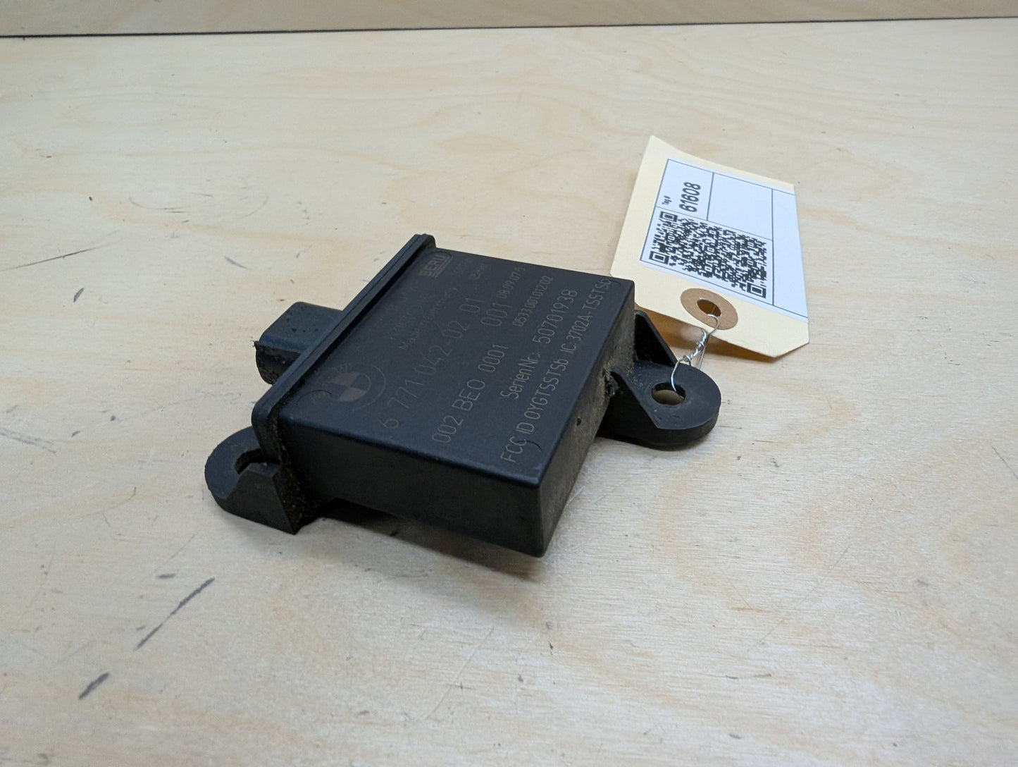 OEM BMW E85 E88 E90 E92 Z4 Transmitter Tire Pressure Monitor Sensor TPMS RDC