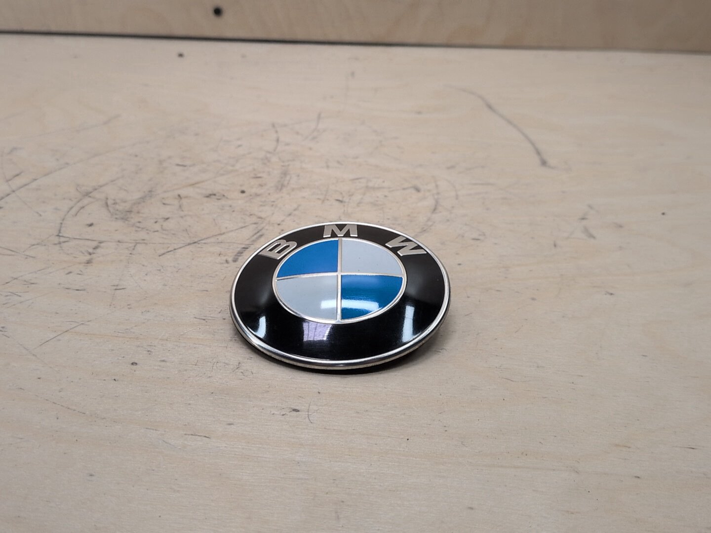 OEM BMW E82 E92 F02 F10 F22 F30 F44 F82 Rear Trunk Lid Round Emblem Logo 82MM