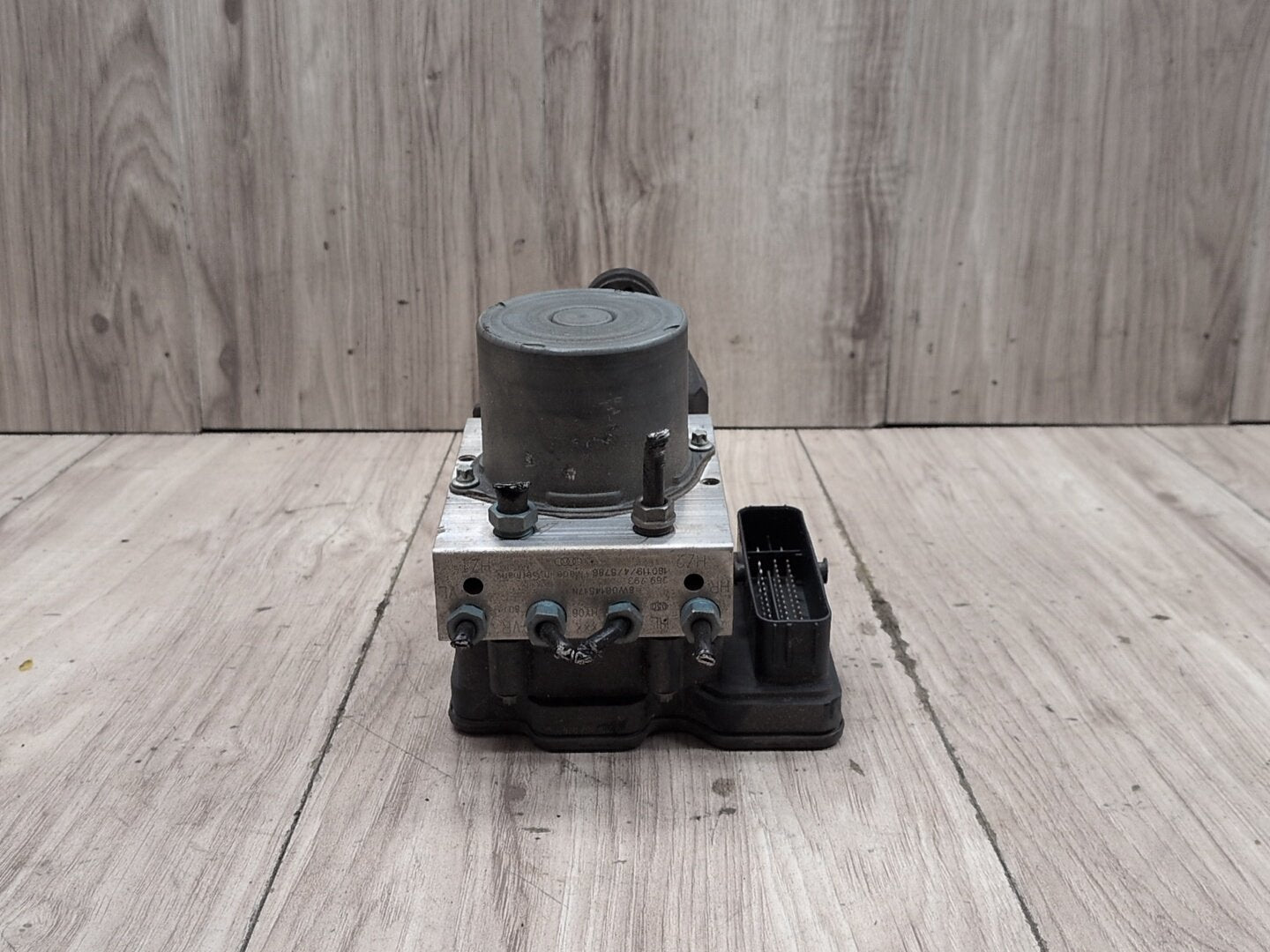 2018-2023 Audi S4 B9 ABS Pump Module 8W0907379K