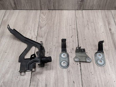 2011-2016 BMW 535i F10 Front Right Passenger Fender Brackets SET 7207210 OEM