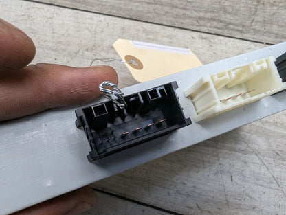 OEM BMW F01 F02 F07 F10 F25 528 535 750 Trunk Lid Tailgate Lift Control Module